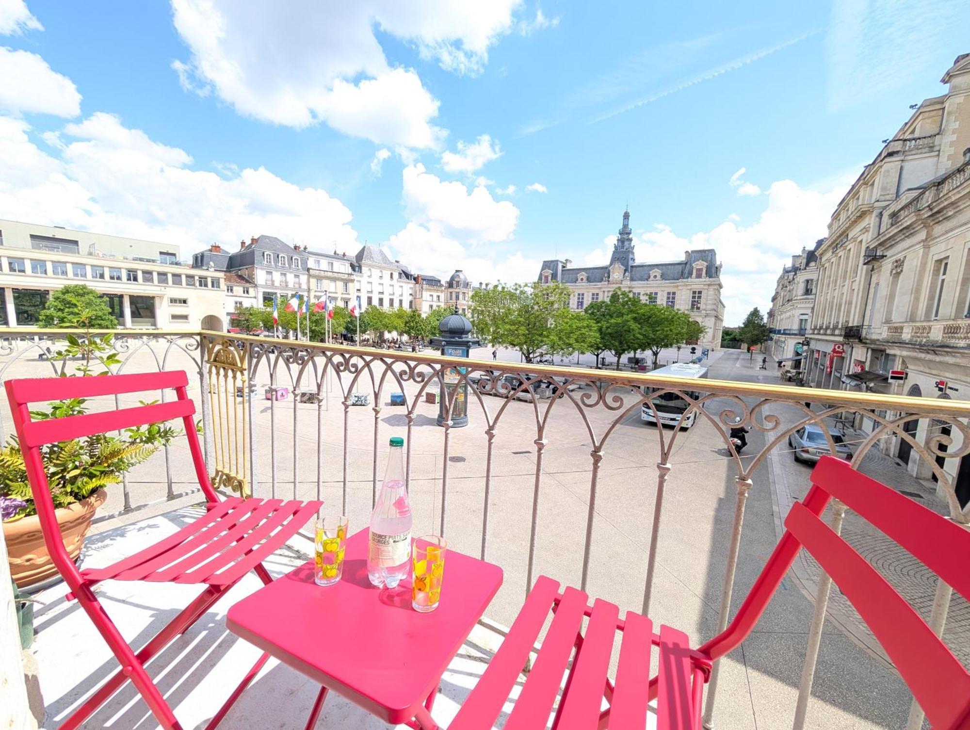 Appartement Le Castille D'or Elegant, En Face De L'hotel De Poitiers